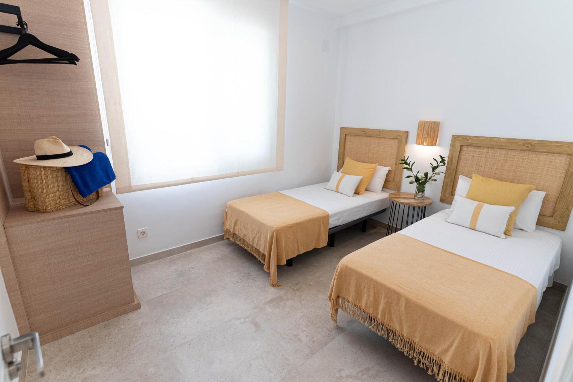 Angeles Beach I By Ele Apartments Μπέλεθ-Μάλαγα Εξωτερικό φωτογραφία