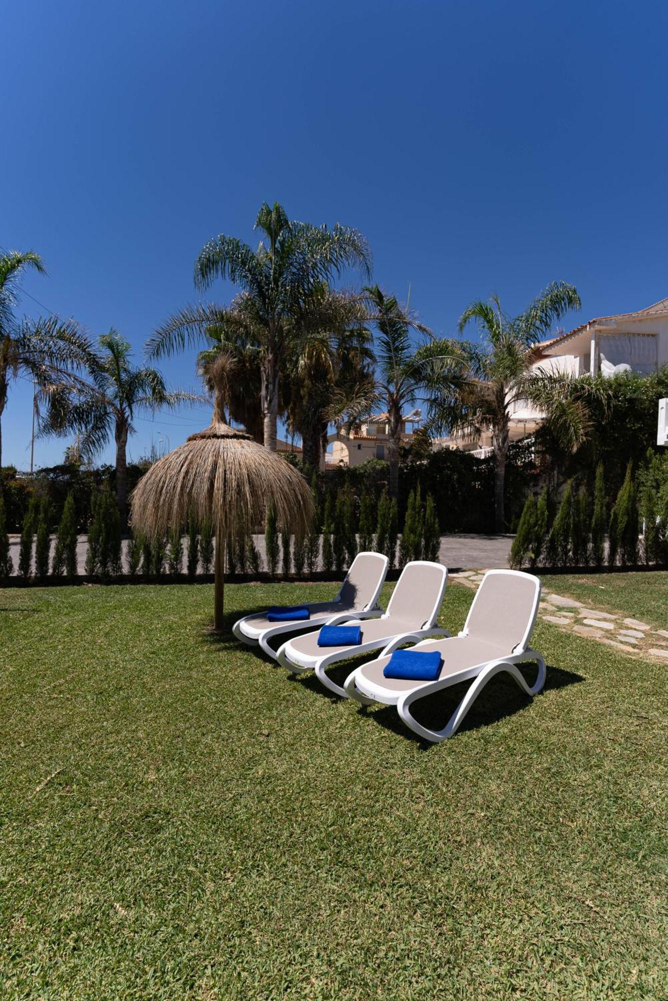 Angeles Beach I By Ele Apartments Μπέλεθ-Μάλαγα Εξωτερικό φωτογραφία